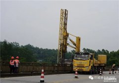 廣西防城港市8月起，陸續(xù)對轄區(qū)內(nèi)50座橋梁技術(shù)狀況進行定期檢測